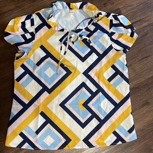 Large short sleeve shirt